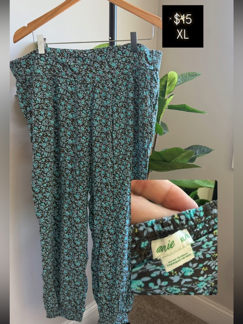 aerie Black & Teal Floral Elastic-Waist Joggers